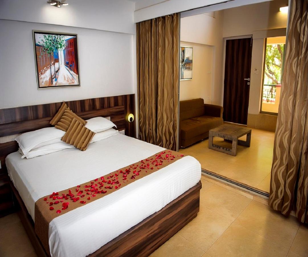 Adamo The Resort Matheran Bagian luar foto